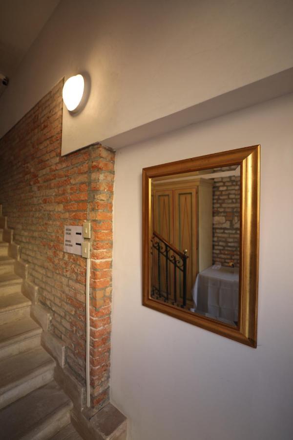 Lovely Apartment In Венеция Екстериор снимка