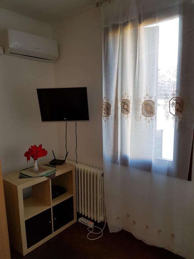 Lovely Apartment In Венеция Екстериор снимка